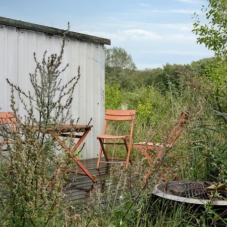 Enjoy The Sunset In Mosely With Private Semesterbostad *