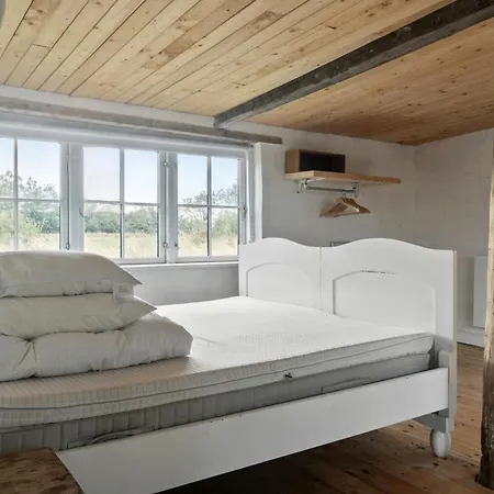 Semesterbostad Enjoy The Sunset In Mosely With Private